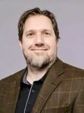 Mike Thibeau Marketing Strategist & Community Ambassador