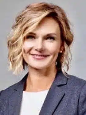 Rochelle Oakes Dealership Controller